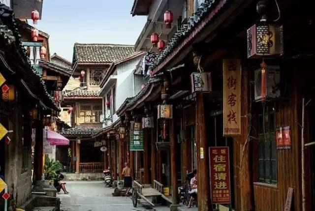 古言宠文:傻女重生王者归来,惹上邪魅嗜血鬼帝,互撩互宠一辈子